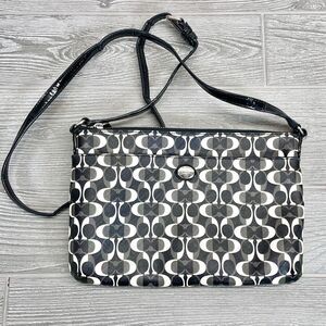 Coach Peyton Dream C Swingpack Crossbody Bag Handbag Purse Black White Monogram